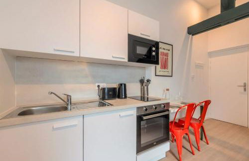 Studio sous les combles côté cour, parking gratuit - Foto 4