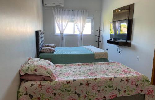 Belíssimo sobrado com piscina - Foto 16