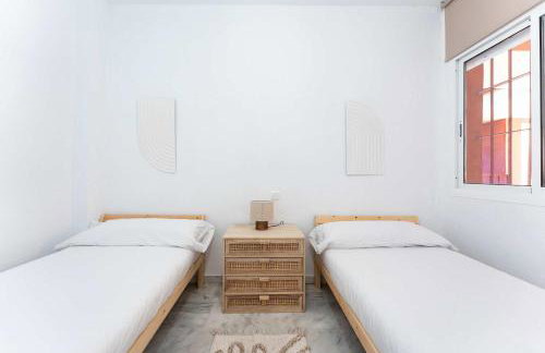 Bajo con acceso directo desde la terraza a la piscina y parking privado en La Reserva de Marbella by Sunny Residences - Foto 20