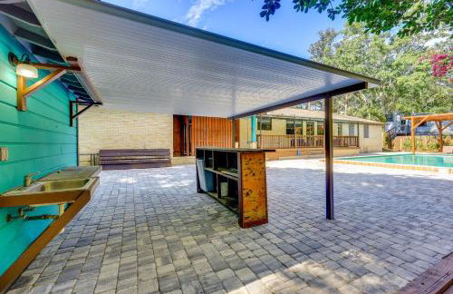 1 Mi to UF Campus Group Retreat with Outdoor Oasis - Foto 25