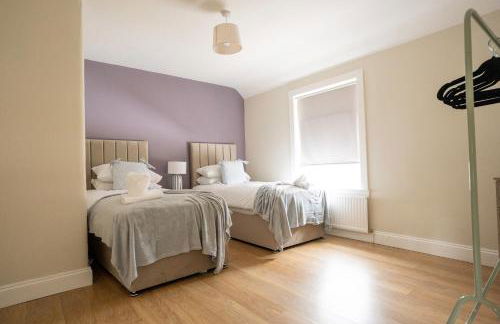 Pinkerton House - Photo 18