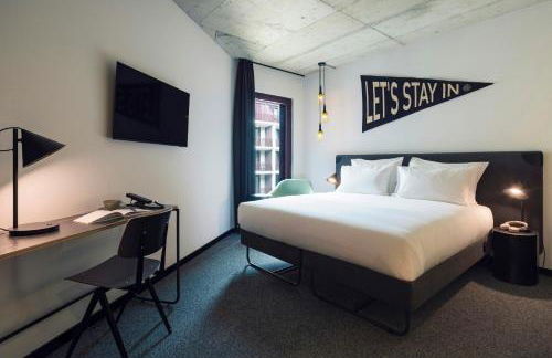 The Social Hub Porto Extended Stay - Photo 9