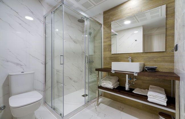 TH Apartments by Como en Casa - Photo 80