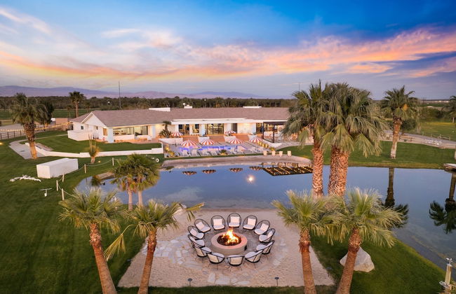 Buena Vista by Avantstay Massive Outdoor Oasis w Pool Spa Firepit - Foto 1