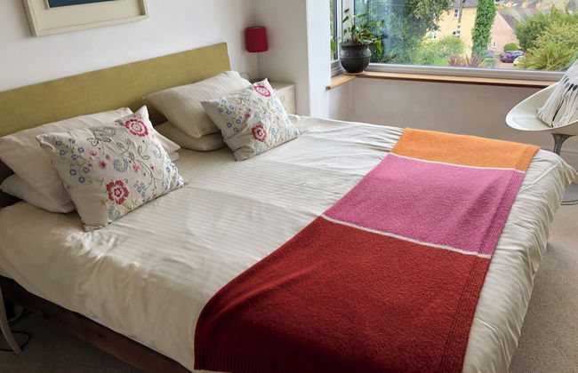 5 Bed House - Sleeps 15 - Pets - Garden - Parking - Foto 4