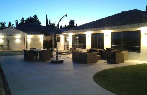 Amazing villa with panoramic views - Photo 42