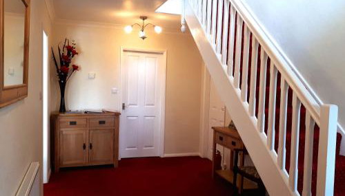 Paddock House - Photo 3