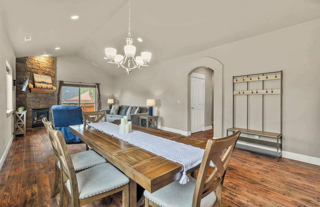 Hot-tub, Pet-friendly, 30 min to Mt Bachelor! - Foto 22