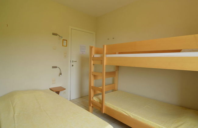 Grand Villa With Bubble Bath - Photo 17