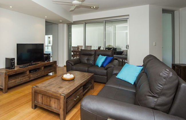 Maggies Beachfront Apt. 4 - Photo 10