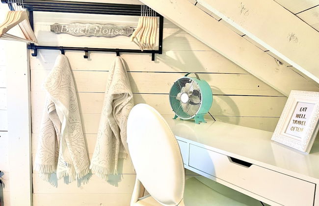 The Little Blue Beach House, A Dream Cottage - Foto 2