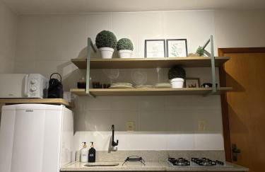 Studio completo no centro com garagem coberta e vista - Foto 24