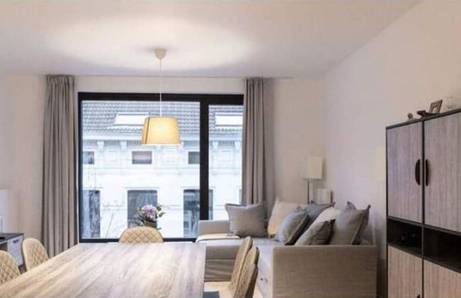 Spacious 3BR 2/5 BA Near Diamond District by Oneluxstay - Foto 17