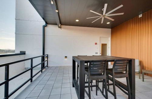 Jolene on Main - East Nash - 1 Mile to DTNash - NEW - Foto 62