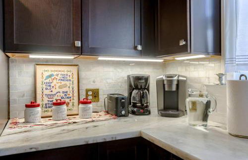 Hot Tub Midtown Omaha Fire Pit Close to Zoo - Foto 5