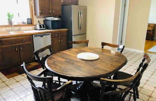 Family-Friendly Home CLOSE to SYR Univ DWNTWN & THE DOME! Location Location Location - Foto 23