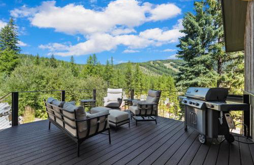 Snowghost Den-Luxury Ski In Ski Out Home Sleeps 9 with 3 Bedrooms 2 and a half Bathrooms and Private Hot Tub - Foto 8