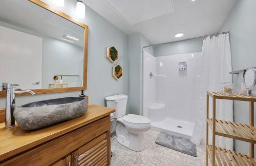 2125 Superior Living - Photo 40