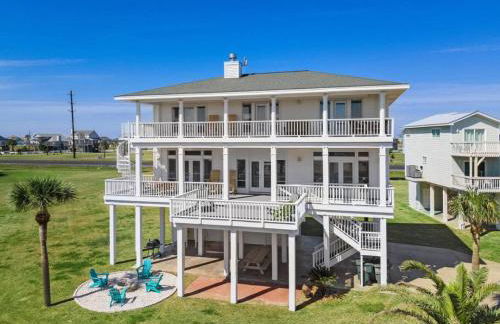 Huge beach house with great views, steps from sand - Foto 45