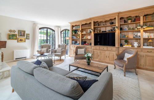 Authentic villa with swimming pool in La Colle-sur-Loup - Foto 7