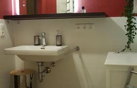 Kleine gemütliche Mansardenwohnung im Südosten Münchens - Foto 8