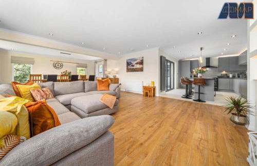 Large Family Home with Hot Tub or Jacuzzi, Log Burner - Foto 20