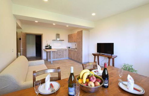 Gorgeous Apartment In Lamon With Wifi - Foto 10