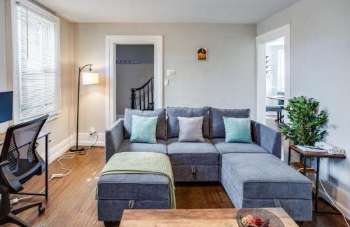 3BR Home with In-Unit Laundry Parking and Sound Bar - Foto 14