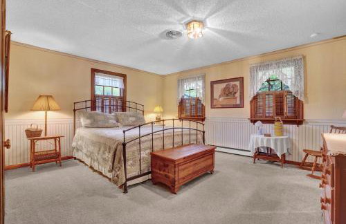 Spacious Antique Charm Home by Leavetown Vacations - Foto 3