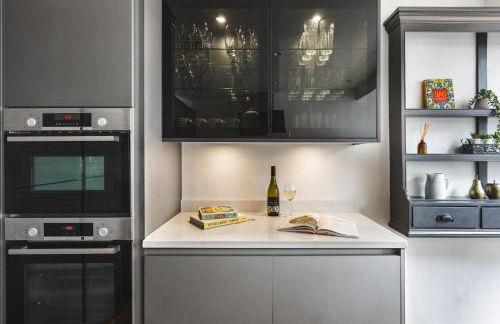 Coronation Family Cottage, Modernised 200-Year-Old Lake District Cottage with Private Hot Tub and Parking - Ridgestone - Foto 41