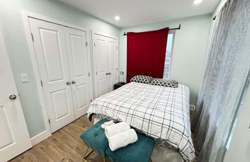 Beautiful Cozy Home in DC with Easy Parking - Photo 17