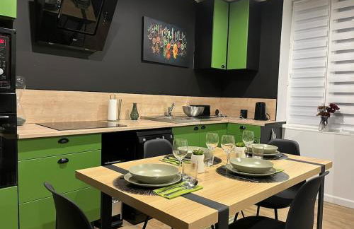 Escale au jardin des rêves terrasse parking privée 8 personnes - Foto 35