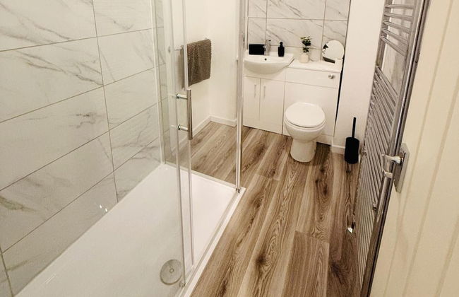 Relaxing Family Getaway in South Shields - Photo 6