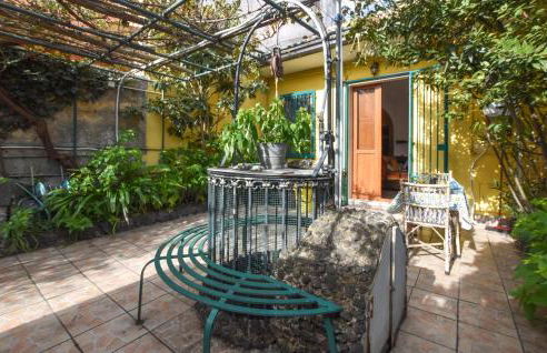 1 Bedroom Gorgeous Home In Mascalucia - Foto 9