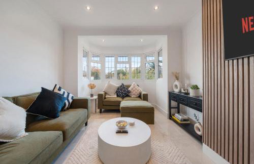Award winning 2026 Stunning Modern 2 Bedroom Apartment in Mill Hill next to Train Station! - Foto 3