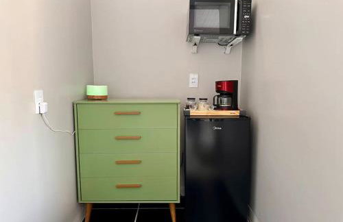 O MELHOR PREÇO - Suíte 5 min do Aeroporto - Photo 3