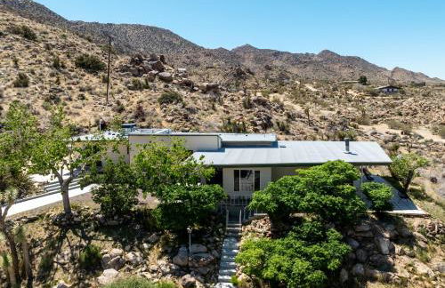 Casa Rocosa I Midcentury Home on 5 Private Acres Near Park - Foto 67