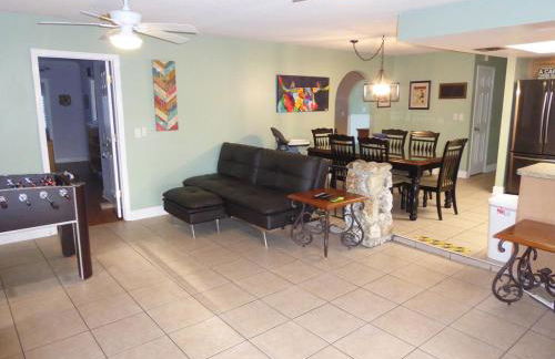 Perfecto Mundo 6, Orlando Area 4BR-2MB-3Bath Huge Pool, Ping Pong, Billiard, Disney Universal - Foto 35