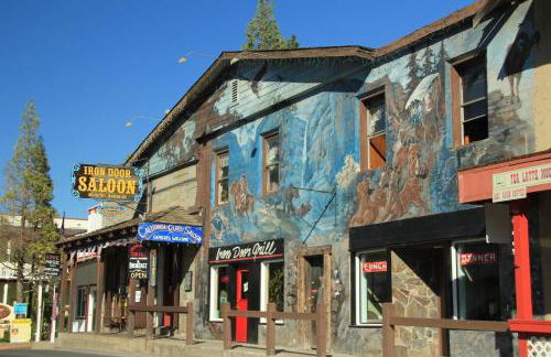 Lovely Mountain Lake Chalet by Yosemite: Equipped! - Foto 3