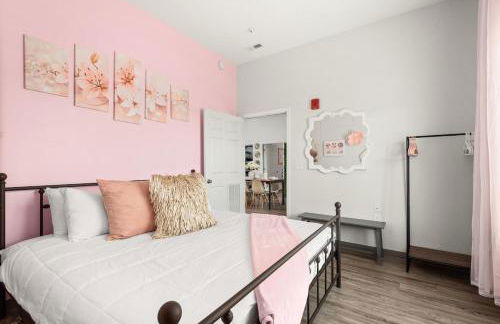 2 Condo Units! Sleeps 26! Free Parking, 5 Min DT - Foto 24