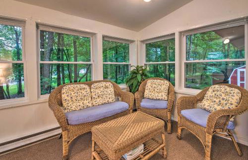 Excellent Lakeview Getaway with Watercrafts Included - Foto 22