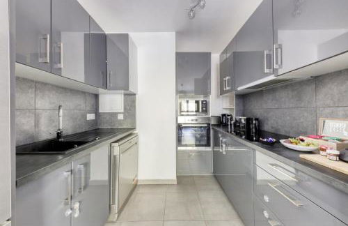 Charmant appartement de haut standing proche du centre-ville - Foto 14