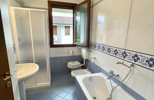 Fantastic Villa With Pool for 7 Guests on Albarella - Foto 9