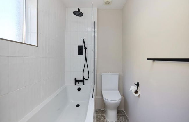 The Leyton Midland Crib - Cozy 2bdr Flat With Study Room Garden - Foto 18