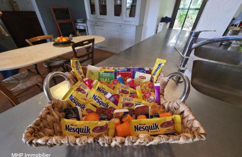 Villa La Campanette, clim, piscine, jardin, parking, wifi - Foto 48