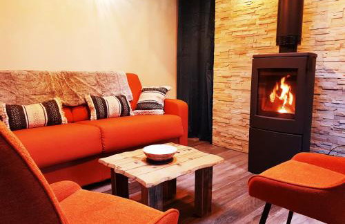"Le Cabanon cendré" petit chalet cosy au coeur de Gérardmer - Foto 13