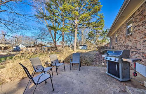 Bentonville Home about 1 Mi from Downtown! - Foto 24