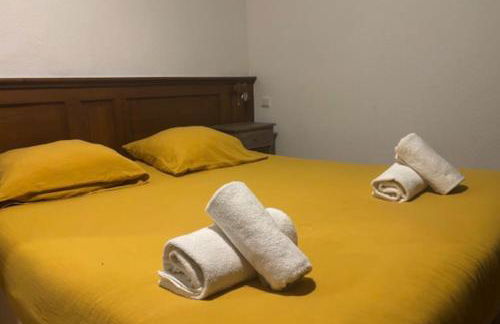 Stunning farmhouse with heated private pool in Provence - Photo 25