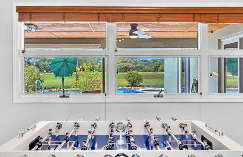 Pool Heat I Firepit and BBQ I 75"TV I Foosball I 581mbps - Foto 4