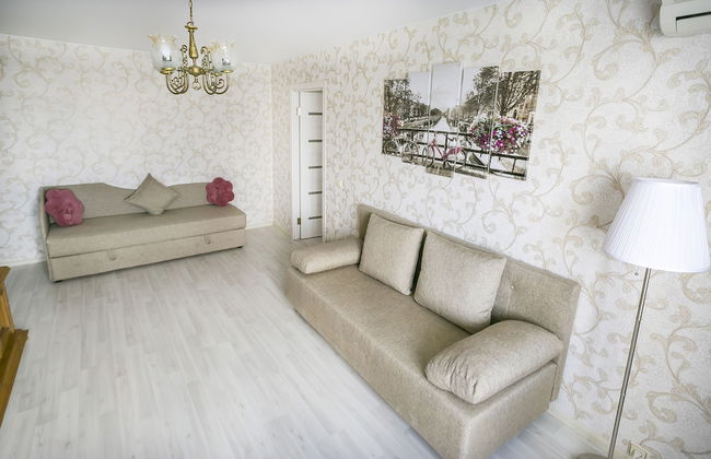 Apartment on B Polyanka 28k1 - Photo 8